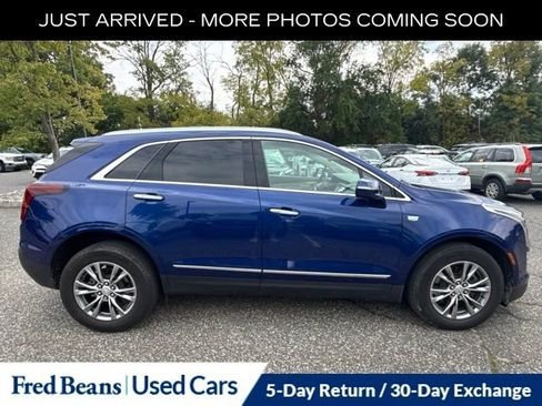 Used 2023 Cadillac XT5 Premium Luxury w/ Technology Package AWD/4WD image 9
