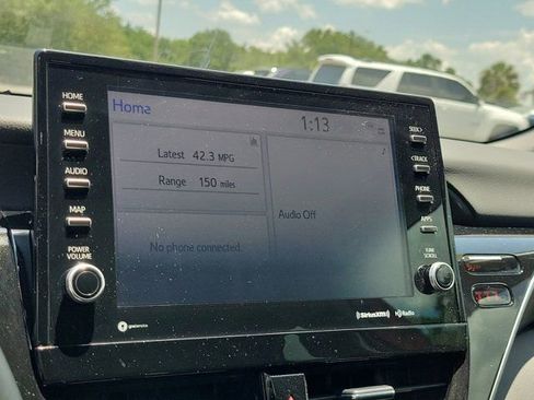 Used 2024 Toyota Camry XLE FWD image 24
