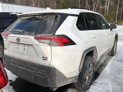 Used 2025 Toyota RAV4 XLE image 7