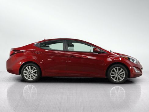 Used 2016 Hyundai Elantra SE w/ Option Group 02 FWD image 6