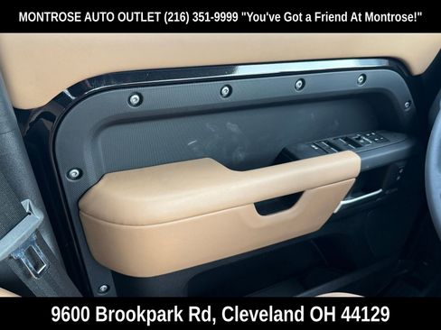 New 2026 Land Rover Defender 110 X-Dynamic SE image 34