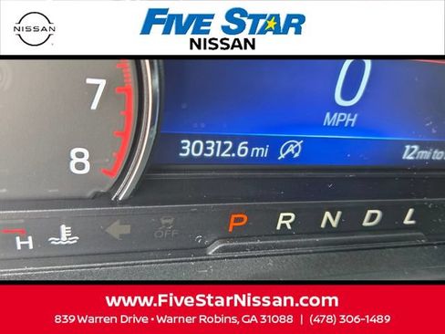 Used 2023 Ford Explorer XLT RWD image 25