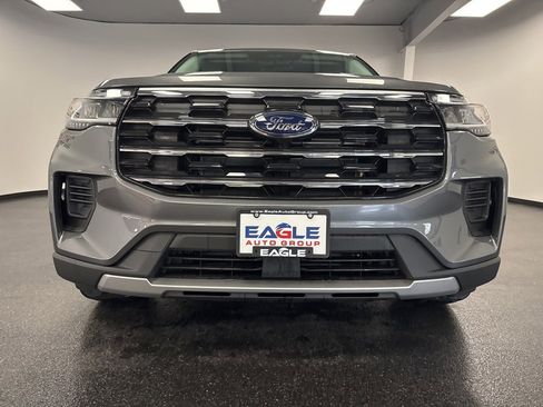 New 2025 Ford Explorer Active image 4