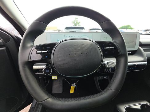 Used 2024 Hyundai Ioniq 5 SEL RWD image 8
