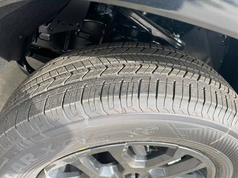 New 2026 Toyota Tundra Platinum AWD/4WD image 30