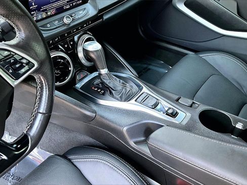 Certified 2022 Chevrolet Camaro SS image 16