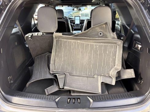 Used 2023 Ford Explorer ST w/ Equipment Group 401A image 9