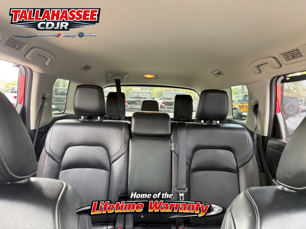 Used 2023 Nissan Pathfinder SL w/ Black Appearance Package AWD/4WD image 33