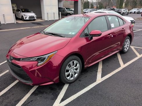 New 2026 Toyota Corolla LE image 7