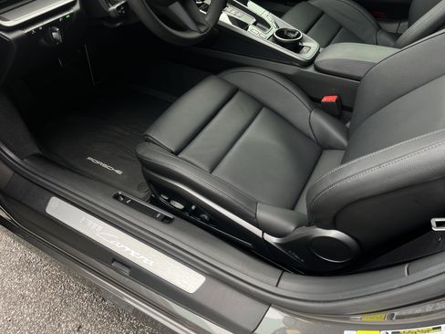 Certified 2024 Porsche 911 Carrera image 22
