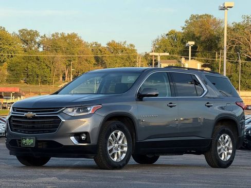 Used 2020 Chevrolet Traverse LT AWD/4WD image 2