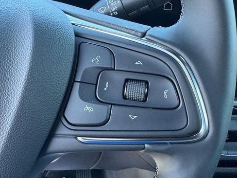 Used 2025 Buick Envista Sport Touring w/ Convenience I Package image 19