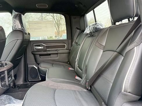 New 2026 RAM 2500 Laramie w/ Night Edition AWD/4WD image 25