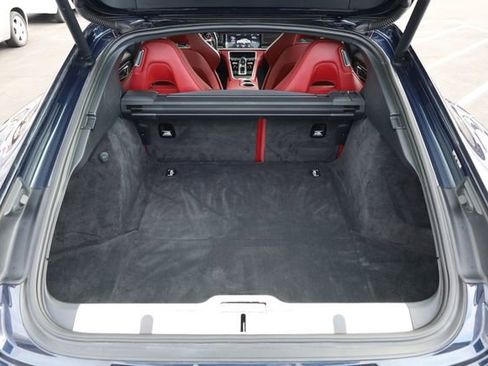 Used 2018 Porsche Panamera 4S image 24