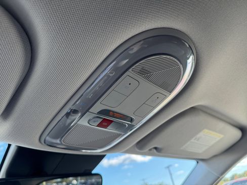 New 2025 Hyundai Ioniq 5 SEL image 16