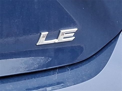 Used 2025 Toyota Camry LE image 31
