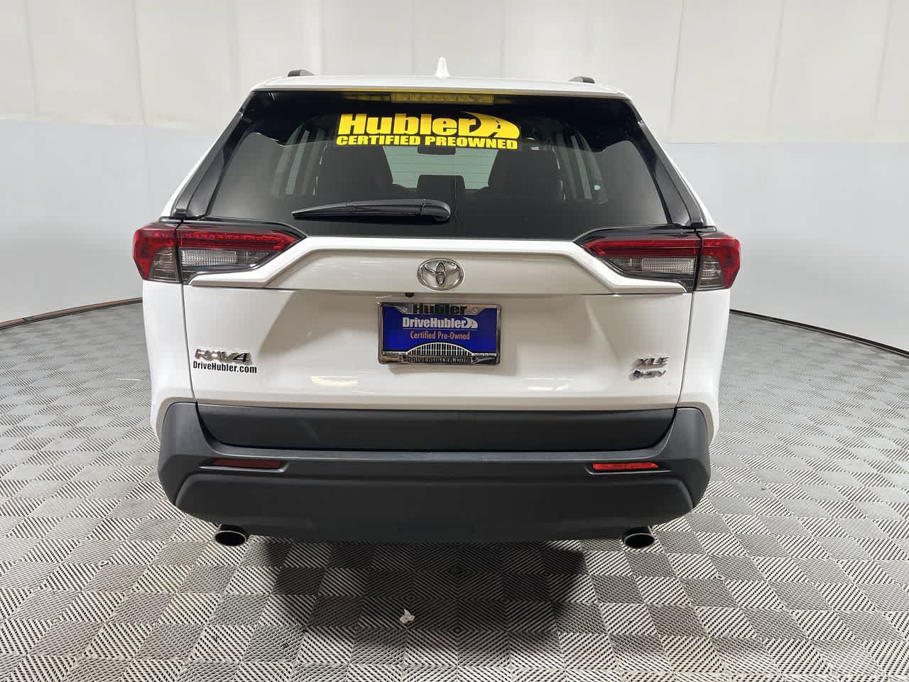 Used 2025 Toyota RAV4 XLE AWD/4WD image 7