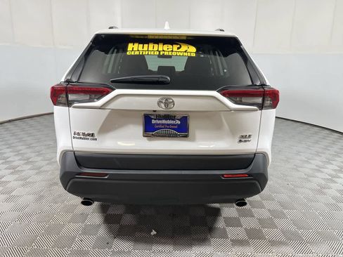 Used 2025 Toyota RAV4 XLE AWD/4WD image 7