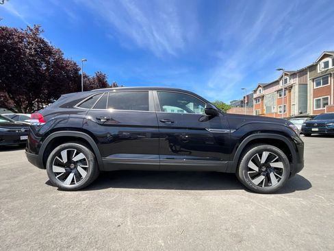 New 2025 Volkswagen Atlas Cross Sport SE image 11