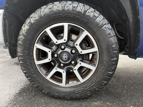 Used 2014 Toyota Tundra SR5 image 21