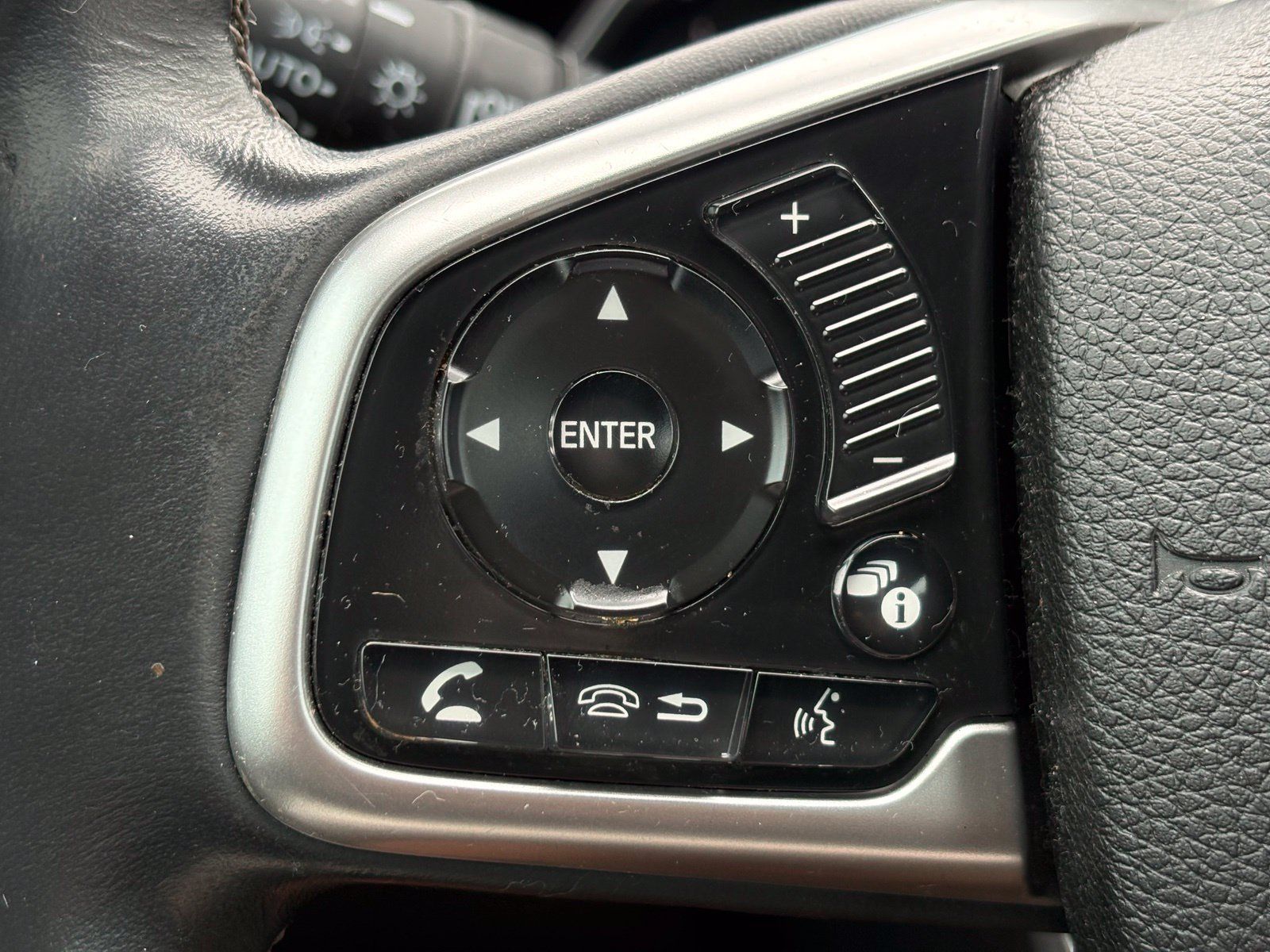 Used 2016 Honda Civic EX-L image 15