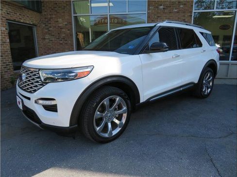 Used 2020 Ford Explorer Platinum w/ Premium Technology Package AWD/4WD image 1