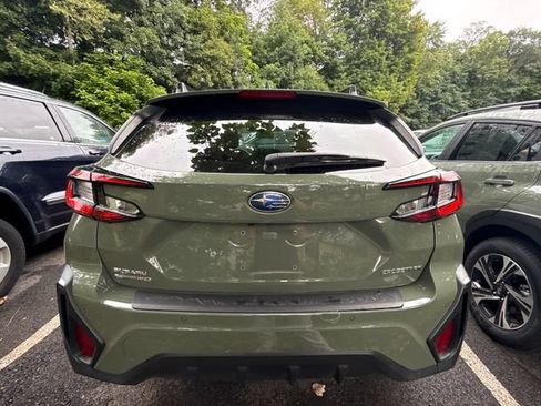 Used 2024 Subaru Crosstrek 2.5i Limited AWD/4WD image 3