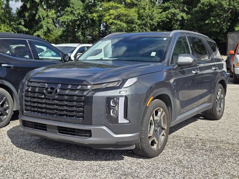 Used 2025 Hyundai Palisade SEL FWD image 6