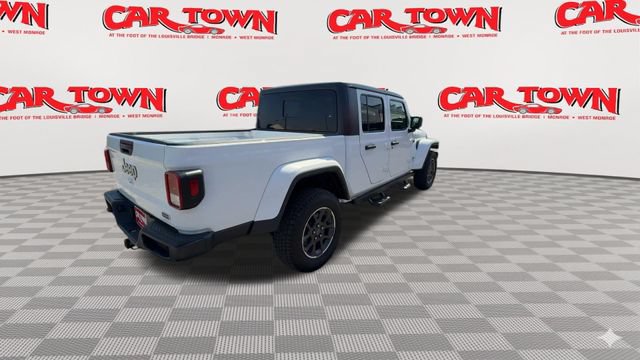 Used 2023 Jeep Gladiator Overland AWD/4WD image 8
