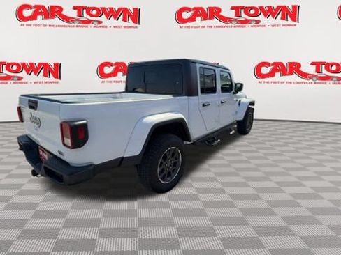 Used 2023 Jeep Gladiator Overland AWD/4WD image 8