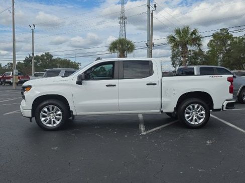 Used 2024 Chevrolet Silverado 1500 Custom image 10