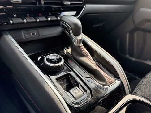 Used 2023 Chevrolet Colorado Z71 w/ Z71 Convenience Package 2 image 14