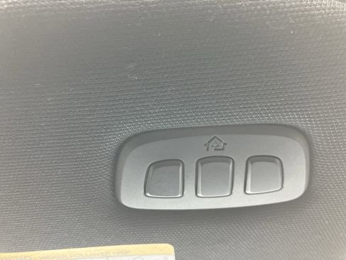 Used 2020 Ford Expedition Max XLT w/ Equipment Group 202A image 36