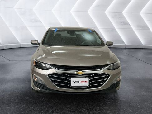 Used 2023 Chevrolet Malibu LT w/ Driver Confidence Package FWD image 2