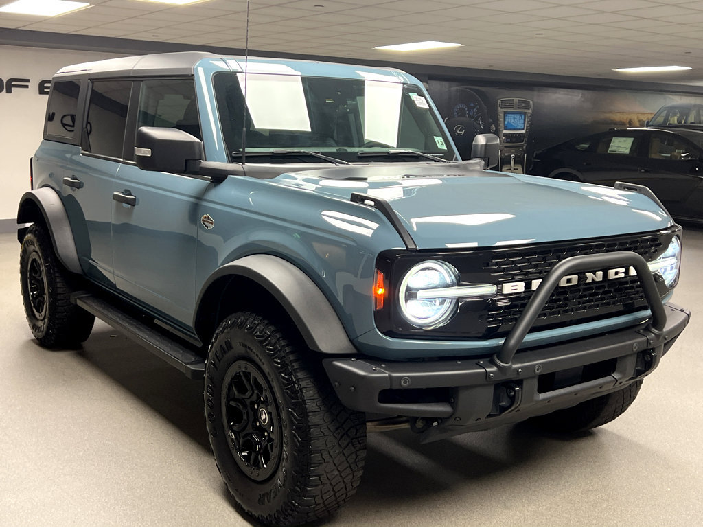 Used 2023 Ford Bronco Wildtrak AWD/4WD image 1