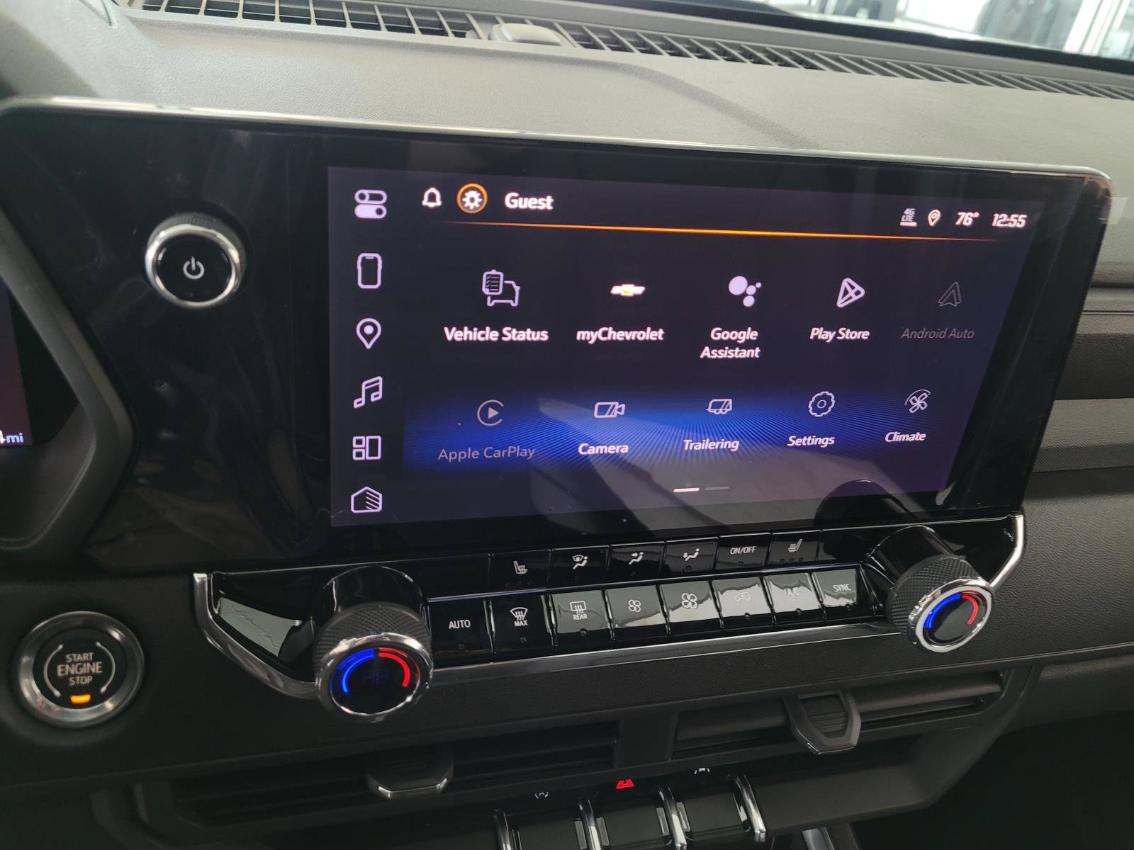 New 2026 Chevrolet Colorado Trail Boss w/ Midnight Edition AWD/4WD image 17
