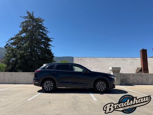 Used 2018 MAZDA CX-9 Sport FWD image 3