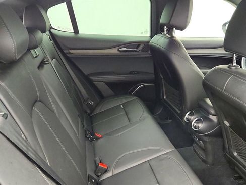 Used 2022 Alfa Romeo Stelvio Ti AWD/4WD image 24