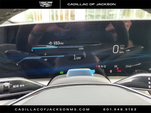 New 2024 Cadillac Lyriq Sport image 7