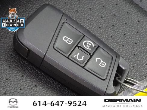 Used 2022 Volkswagen Tiguan SE AWD/4WD image 34