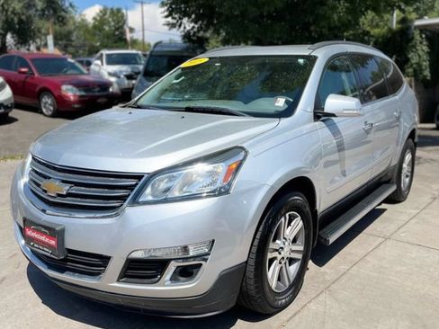 Used 2015 Chevrolet Traverse LT AWD/4WD image 1