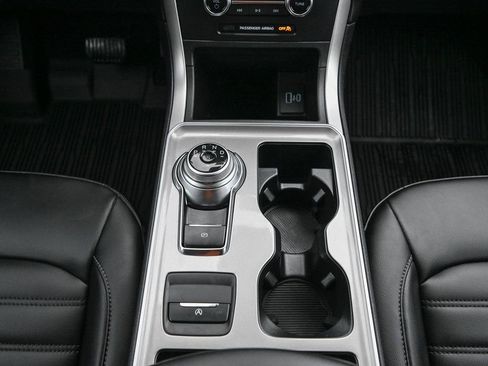 Certified 2024 Ford Edge SEL w/ Convenience Package image 35