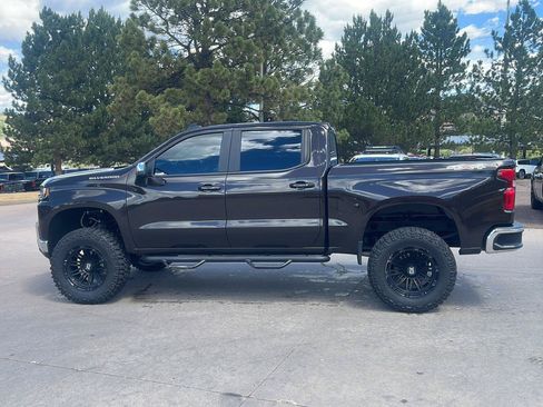 Used 2019 Chevrolet Silverado 1500 LT w/ All-Star Edition AWD/4WD image 8