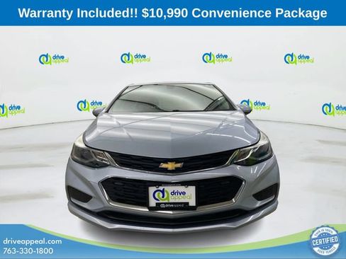Used 2017 Chevrolet Cruze LT w/ Convenience Package FWD image 3