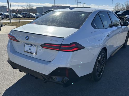 New 2026 BMW 530i xDrive w/ M Sport Package AWD/4WD image 10