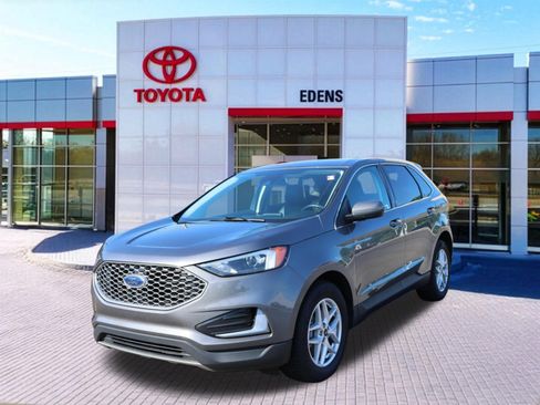 Used 2024 Ford Edge SEL AWD/4WD image 10