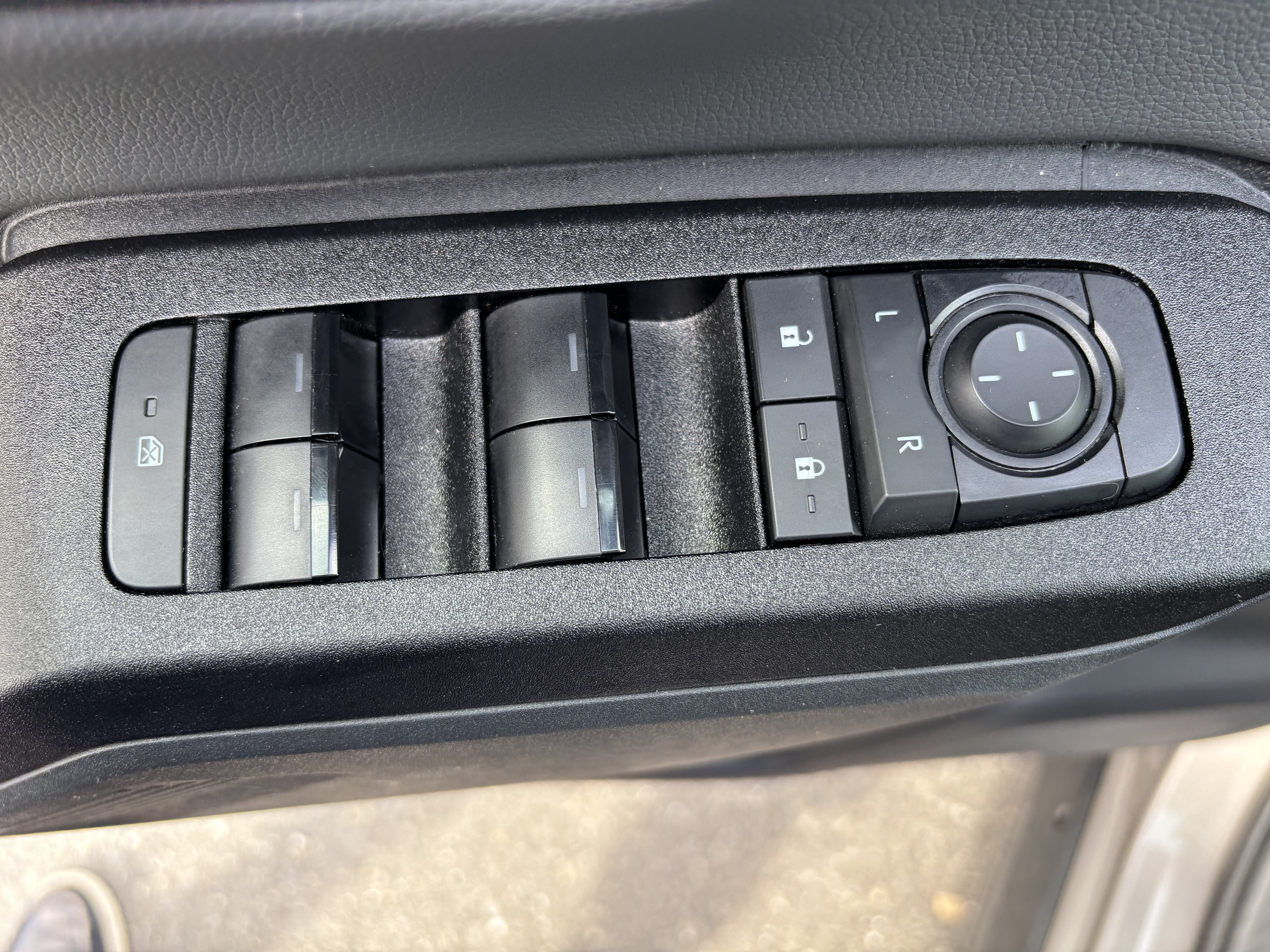 Used 2026 Toyota RAV4 XLE Premium AWD/4WD image 17