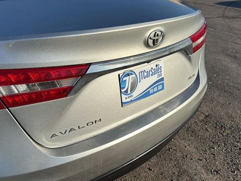Used 2015 Toyota Avalon XLE Touring image 22
