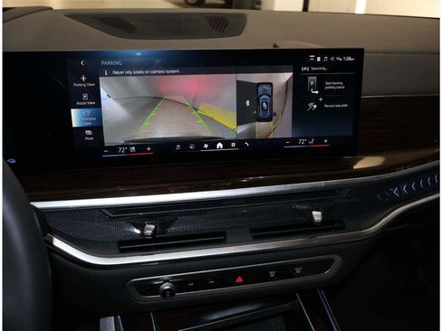 Certified 2024 BMW X5 xDrive50e w/ Premium Package AWD/4WD image 20