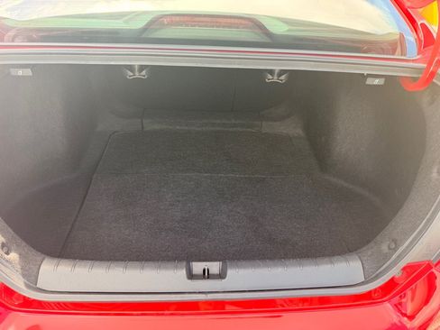 Used 2019 Honda Civic EX image 17